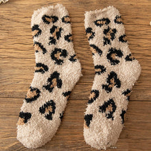 Load image into Gallery viewer, HOME WARM PADDED LEOPARD SOCKS_CWMS0341: KHAKI / (OS) 3