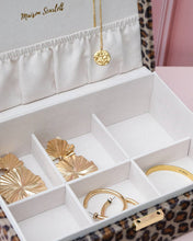Load image into Gallery viewer, Louise leopard jewelry box: Leopard
