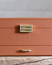 Load image into Gallery viewer, Denise PU leather jewelry box: Green