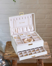 Load image into Gallery viewer, Denise PU leather jewelry box: Green