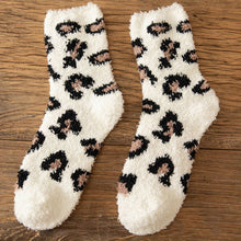 Load image into Gallery viewer, HOME WARM PADDED LEOPARD SOCKS_CWMS0341: White / (OS) 3