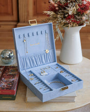 Load image into Gallery viewer, Anne velvet jewelry box: Beige
