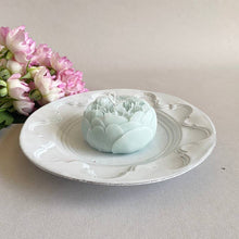 Load image into Gallery viewer, Handcrafted Scented Candle, Large Floral Candles, Beeswax Scented Blue Flower Candles, Home Decor Candles, Living Space Decorative Candles, Peony Candles