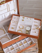 Load image into Gallery viewer, Denise PU leather jewelry box: Green