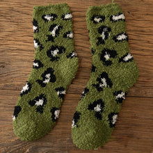 Load image into Gallery viewer, HOME WARM PADDED LEOPARD SOCKS_CWMS0341: White / (OS) 3