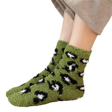 Load image into Gallery viewer, HOME WARM PADDED LEOPARD SOCKS_CWMS0341: White / (OS) 3