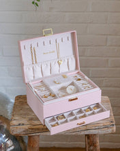 Load image into Gallery viewer, Denise PU leather jewelry box: Camel