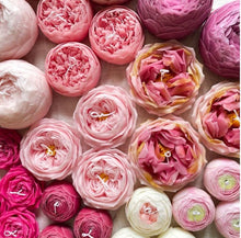 Load image into Gallery viewer, Bachelorette Party Decoration, Wedding Gift, Handcrafted Rose Candle, Floral Scented Candle, Baby Shower Decor, Engagement party, Reception