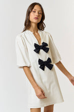 Load image into Gallery viewer, ILD4040 LINEN FRONT BOW DETAIL PUFF SLEEVE MINI DRESS: S / IVORY-BLACK
