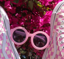 Load image into Gallery viewer, SHADY LADY
