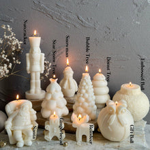 Load image into Gallery viewer, Christmas Candle Collection: Fraser Fir / Gift Ball Candle
