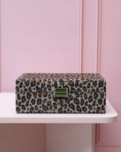 Load image into Gallery viewer, Louise leopard jewelry box: Leopard
