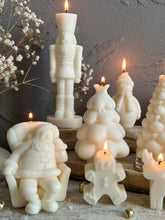 Load image into Gallery viewer, Christmas Candle Collection: Fraser Fir / Gift Ball Candle
