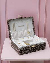 Load image into Gallery viewer, Louise leopard jewelry box: Leopard
