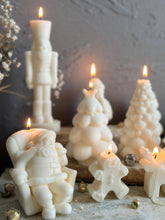 Load image into Gallery viewer, Christmas Candle Collection: Fraser Fir / Gift Ball Candle
